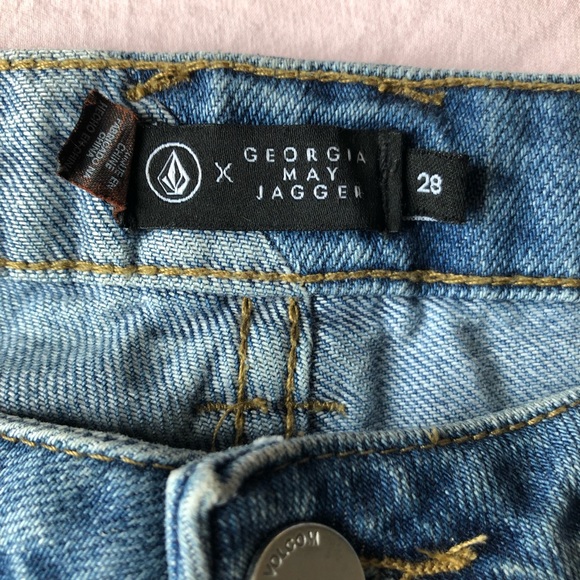 Volcom Boyfriend Jeans - Picture 6 of 9